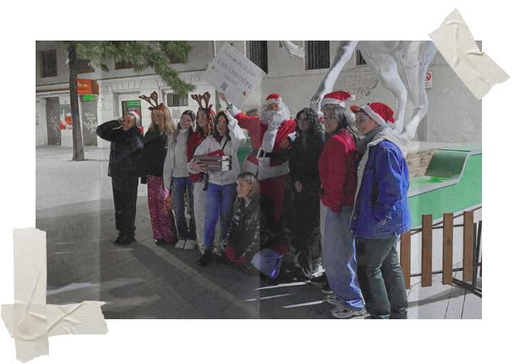 Equipo de Atentamente, Drácula cantando villancicos